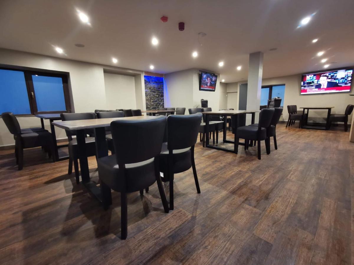The Swan Inn Stranraer Exterior photo